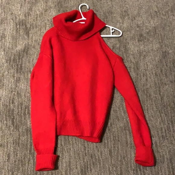 Guess Turtleneck Sweater - off shoulder - Picture 4 of 4